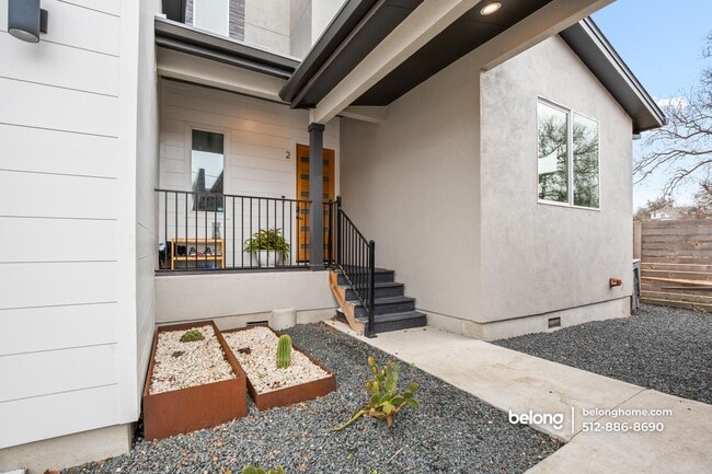 Photo - 5104 Heflin Ln Unidad 2