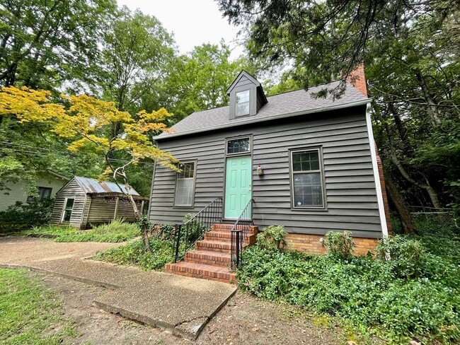 Building Photo - 107 Herbert St