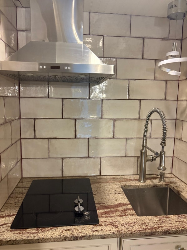 Photo - 1023 Anderson Pl SE