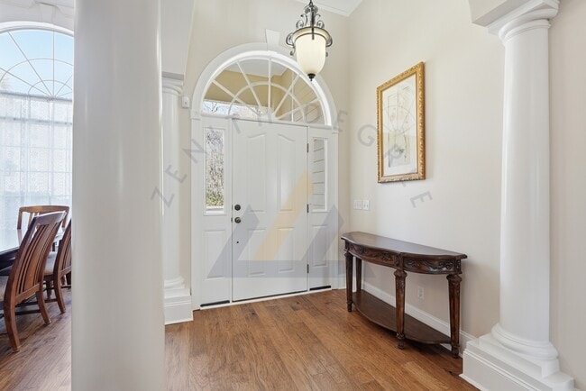 Photo - 245 Club Gate