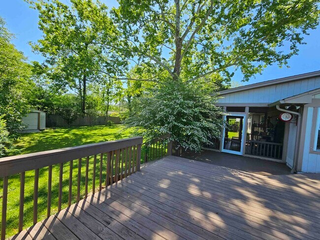 Photo - 2517 Clara Kee Blvd