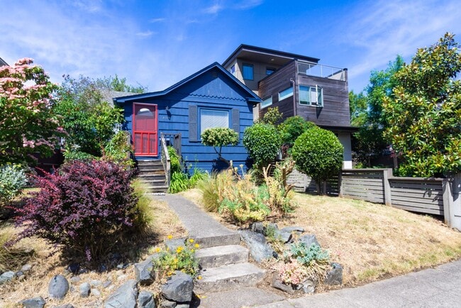 Photo - 2bd/1ba Seattle Home