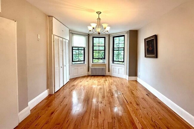 Photo - 6607 Lincoln Pl