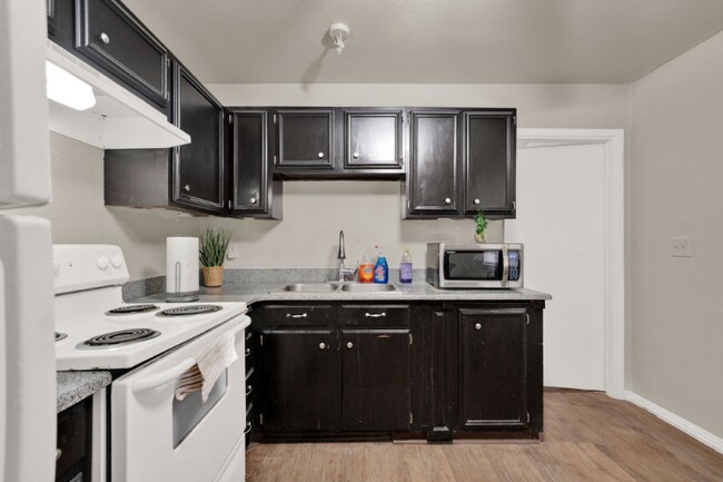 Photo - 313 Deborah Dr