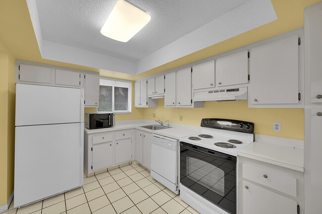 Photo - 3154 Via Poinciana Unit 306