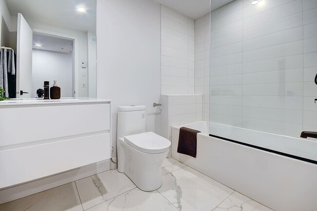 Photo - 2320 Rue Sainte-Catherine E Unit ID1232662P