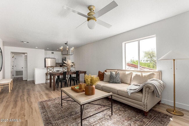 Photo - 10080 E Mountain View Rd Unidad M327