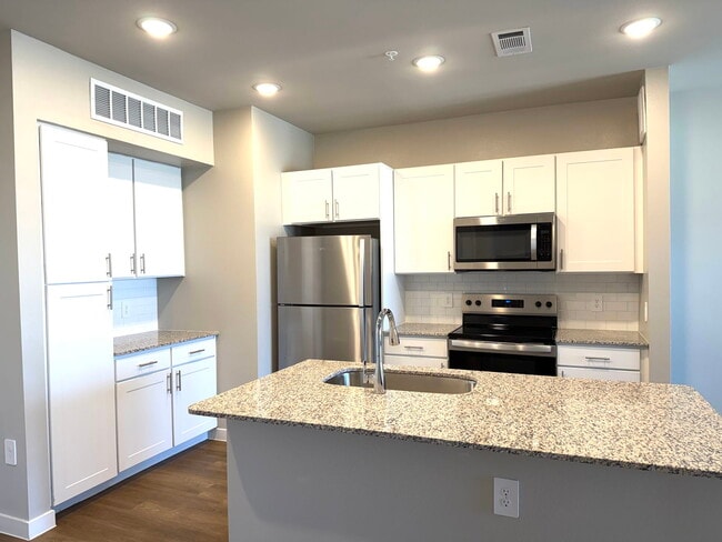 Photo - 1700 Daleside Ln Condo Unit 071102