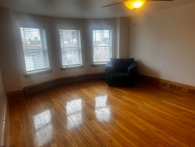 Photo - 1109 Arctic Ave Unit 3