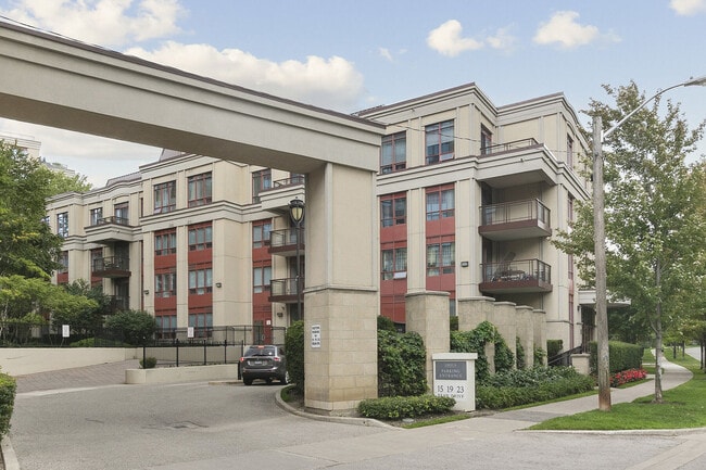 Photo - 15 Rean Dr