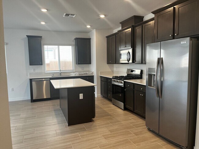 Photo - New Lennar 3 Bedroom 2 Bathroom "Pradera R...