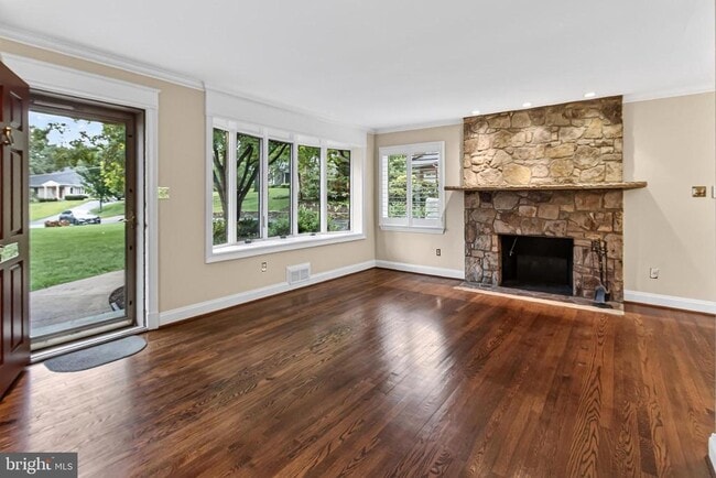 Photo - 7614 Woodridge Cir