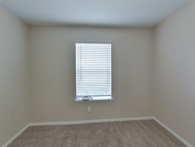 Building Photo - 733 Totem Trail Dr Rental