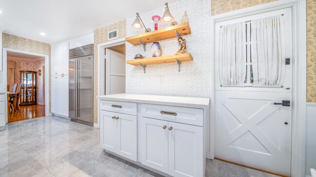 Photo - Burbank Wonder Years house