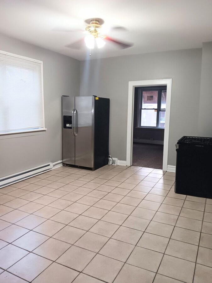 Photo - 3919 Deodar St Apartment Unit B