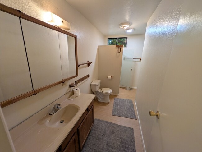 Photo - 208 W Sacramento Ave Unidad C
