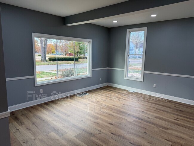 Photo - 1513 E Edwards St