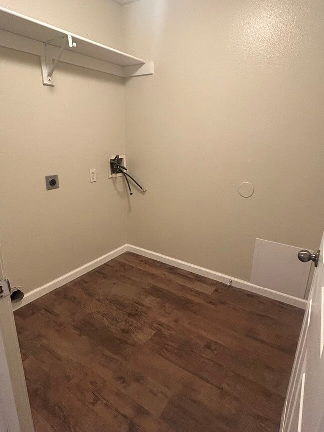 Photo - 801 N Evanston Ave