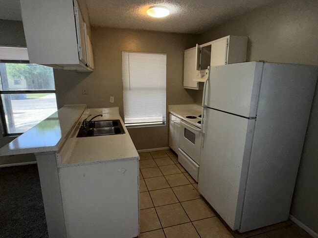 Photo - 3435 Gateway Dr