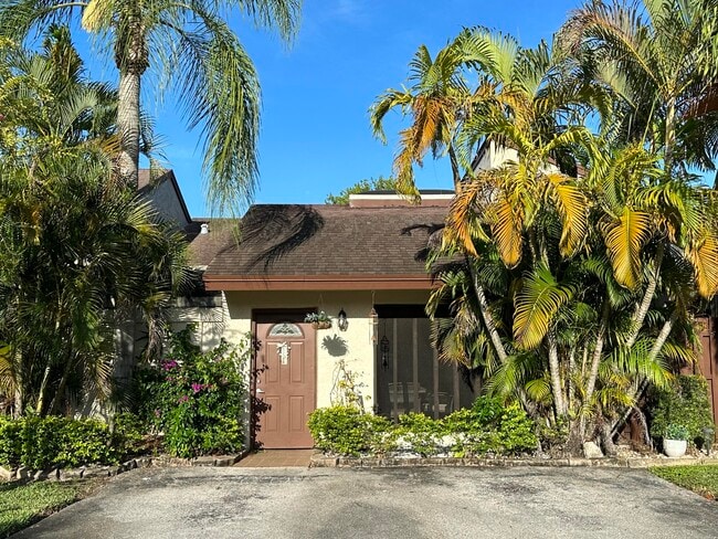 Building Photo - 22716 Vistawood Way Rental