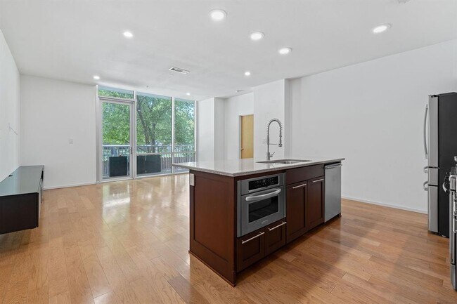 Photo - 1600 Barton Springs Rd Unit 3105
