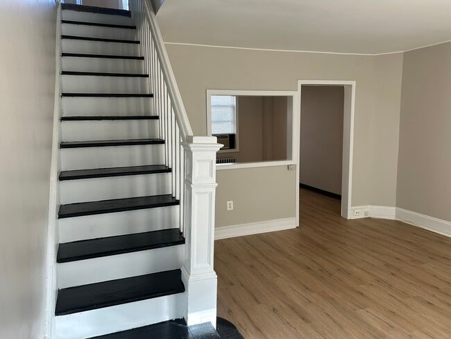 Building Photo - 3290 Tilton St Rental