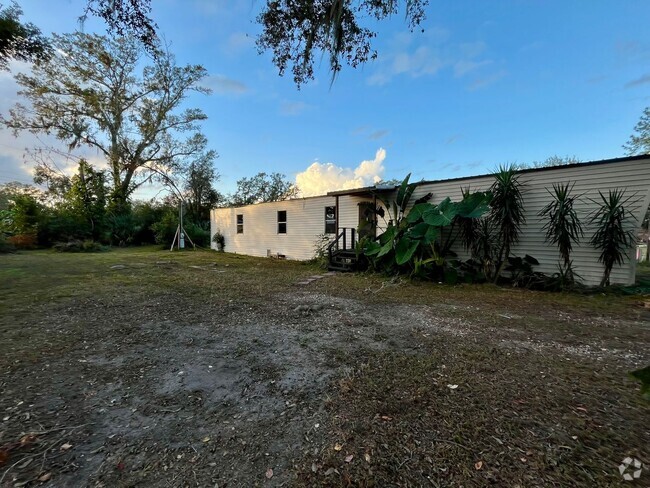 Building Photo - Charming 3bed/2bath Mobile Home with Moder...