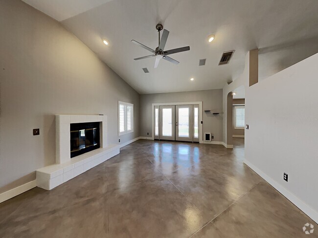 Building Photo - 4825 W Bluebell Way Rental