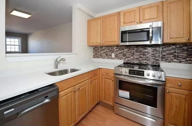 Photo - 318 54th St Condo Unit 2E