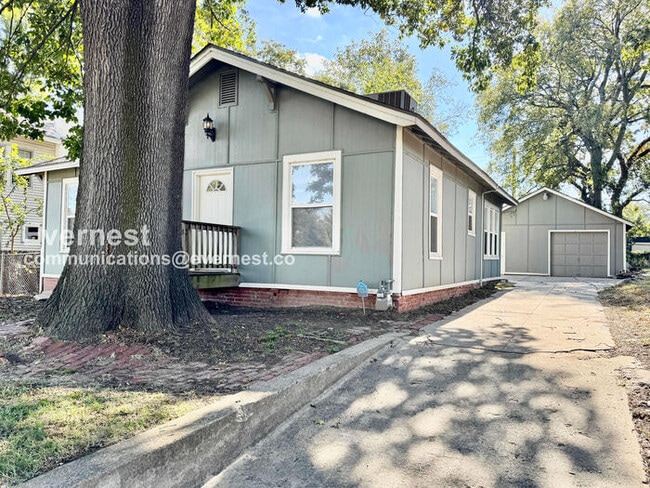 Photo - 1516 W Bowen Pl