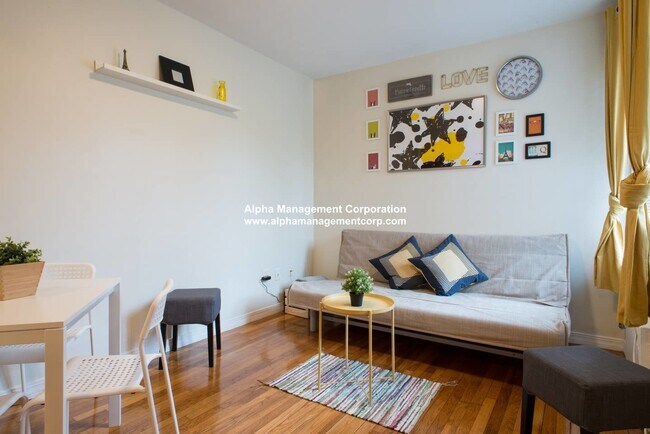 Photo - 58 Queensberry St Unit 19