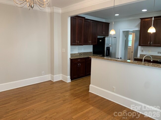 Photo - 2125 Kirkwood Ave