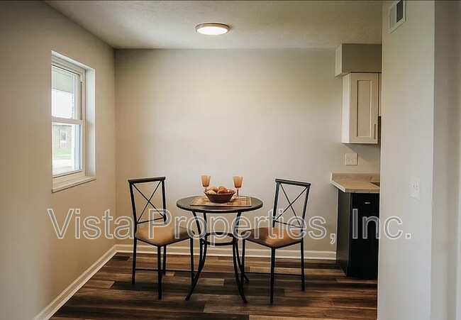 Photo - 388 Elmwood Dr