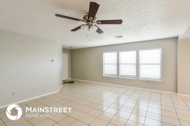 Photo - 8027 Chestnut Cape Dr