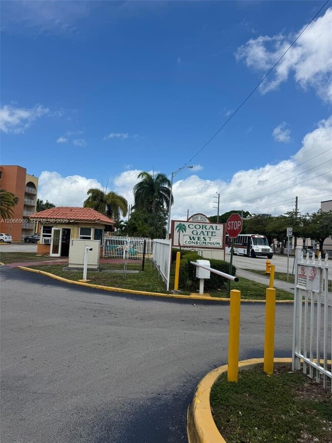 Photo - 6970 NW 186th St Unit 3-212