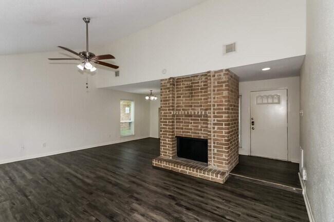 Photo - 22107 Cimarron Pkwy