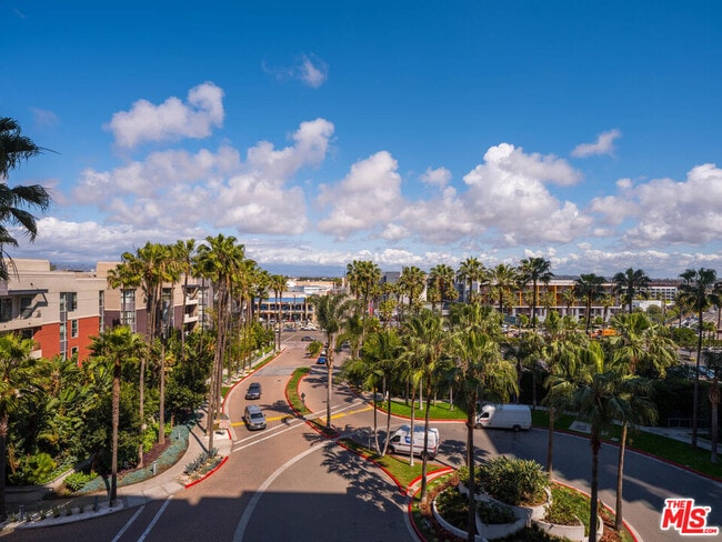 Photo - 13650 Marina Pointe Dr Unidad 607
