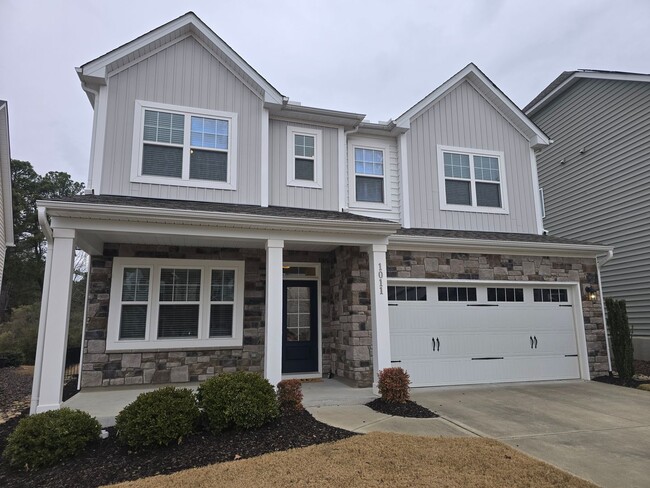 Building Photo - Great Andrews Chapel Home!