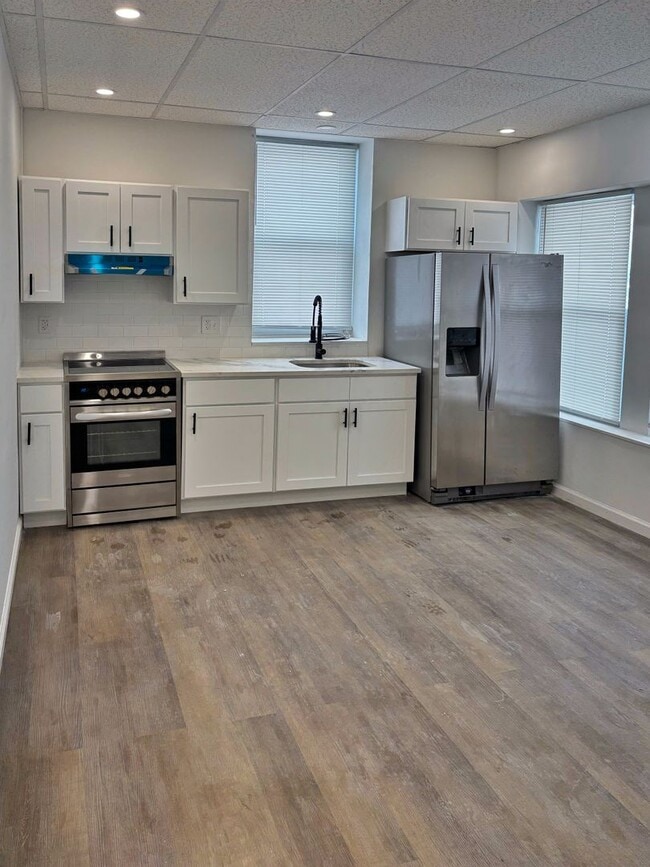 Photo - 1002 S 6th St Unit 1