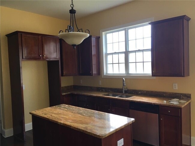 Photo - 5575 Toccoa Dr