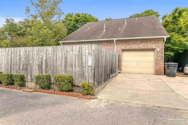 Photo - 1411 N 12th Ave