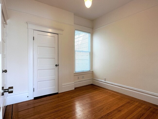 Photo - Top Floor 2 Bedroom Apartment for rent in Noe Valley! Unidad #1386