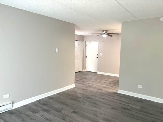 Photo - 230 Springhill Dr Unit 103