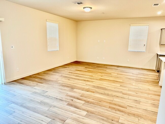 Photo - Lovely 3/2 Century Home In Madera