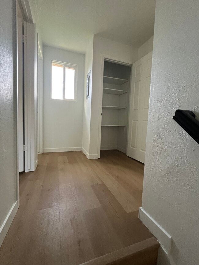 Photo - 7424 Launa Dr