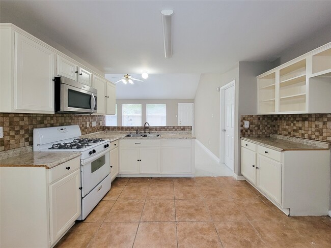 Photo - 5322 Rivergate Dr