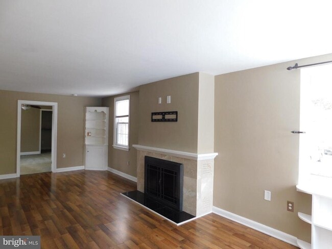 Photo - 737 Churchville Rd