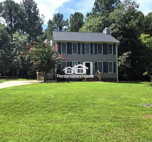 Building Photo - Lovely 3 bedroom, 2 1/2 Bath home in popul...