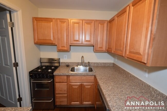 Photo - 1201 West Street