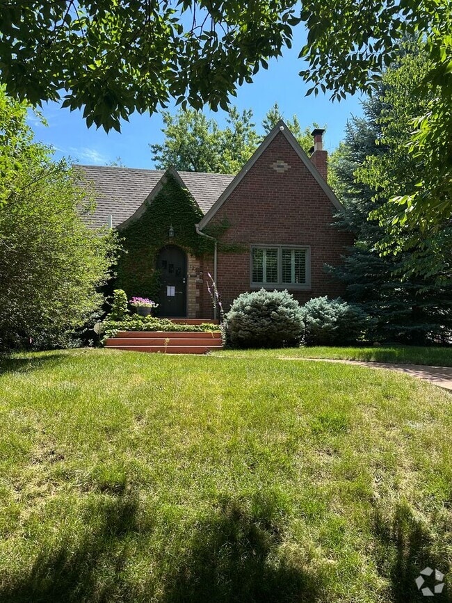 Building Photo - Denver House For Rent